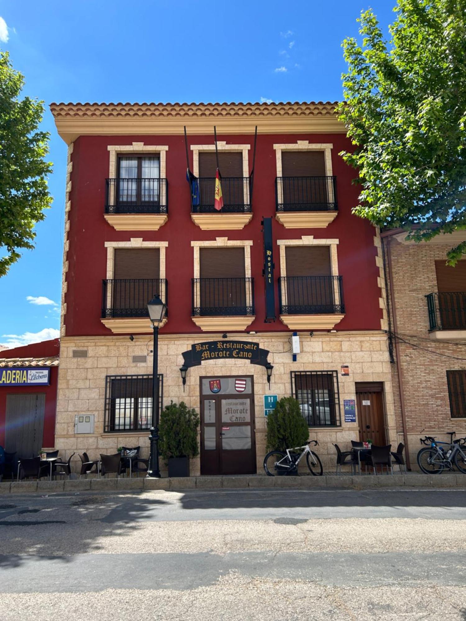 Hostal Restaurante Morote Cano Lezuza Kültér fotó